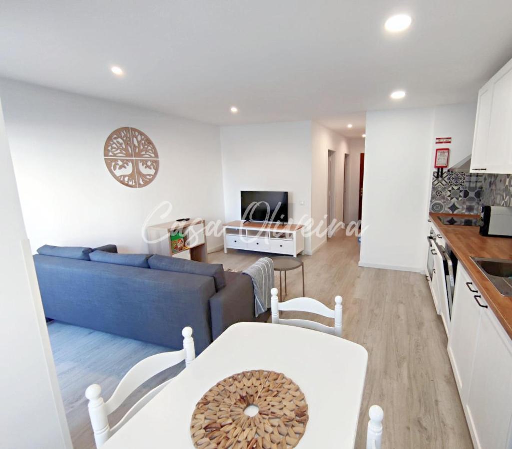 Casa Oliveira - Sunny 2-Bed Retreat Steps From The Beach Armação de Pêra Εξωτερικό φωτογραφία